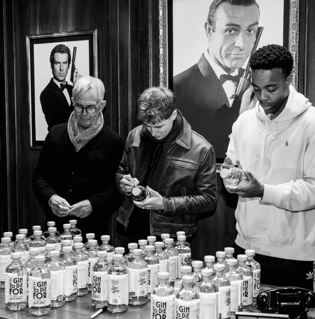 A Gin To Die For (unsigned)
