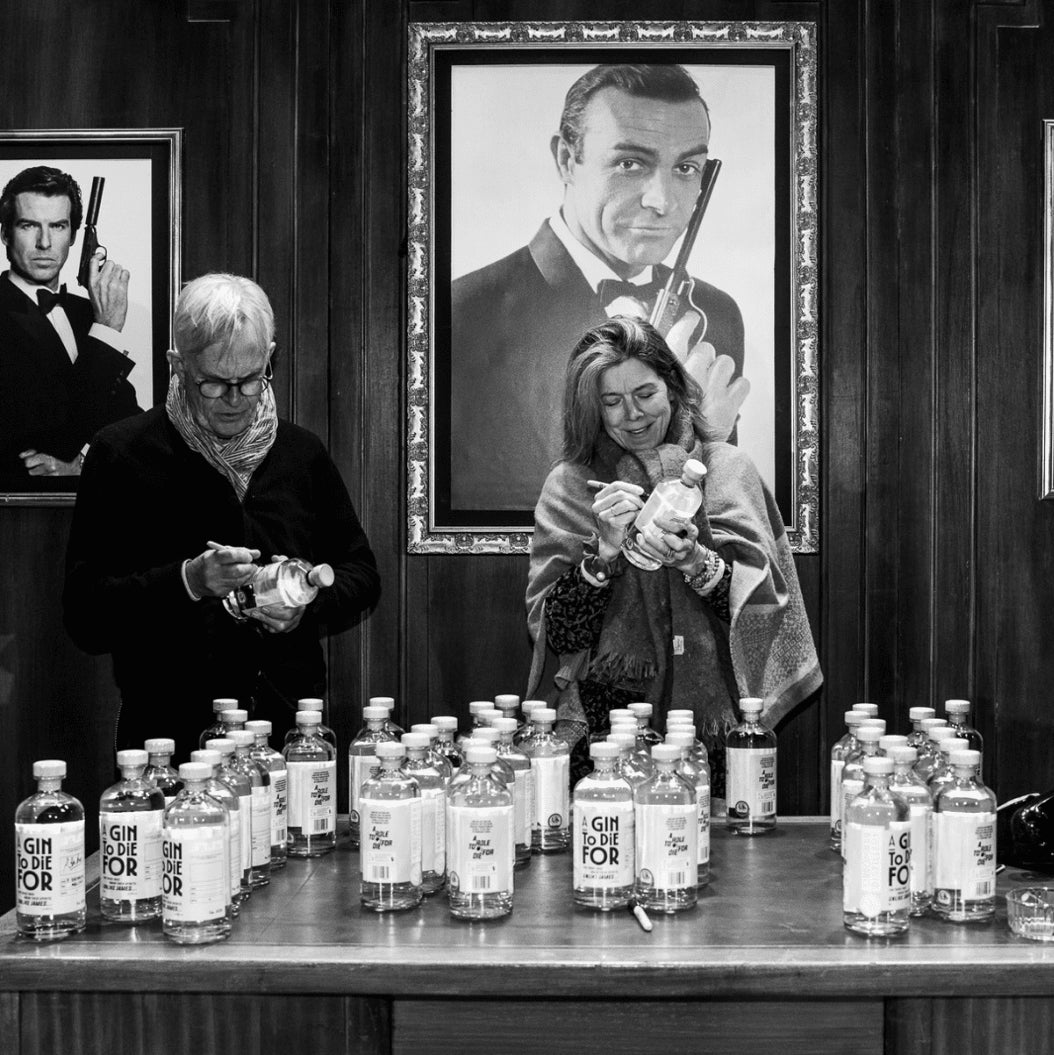 A Gin To Die For (unsigned)